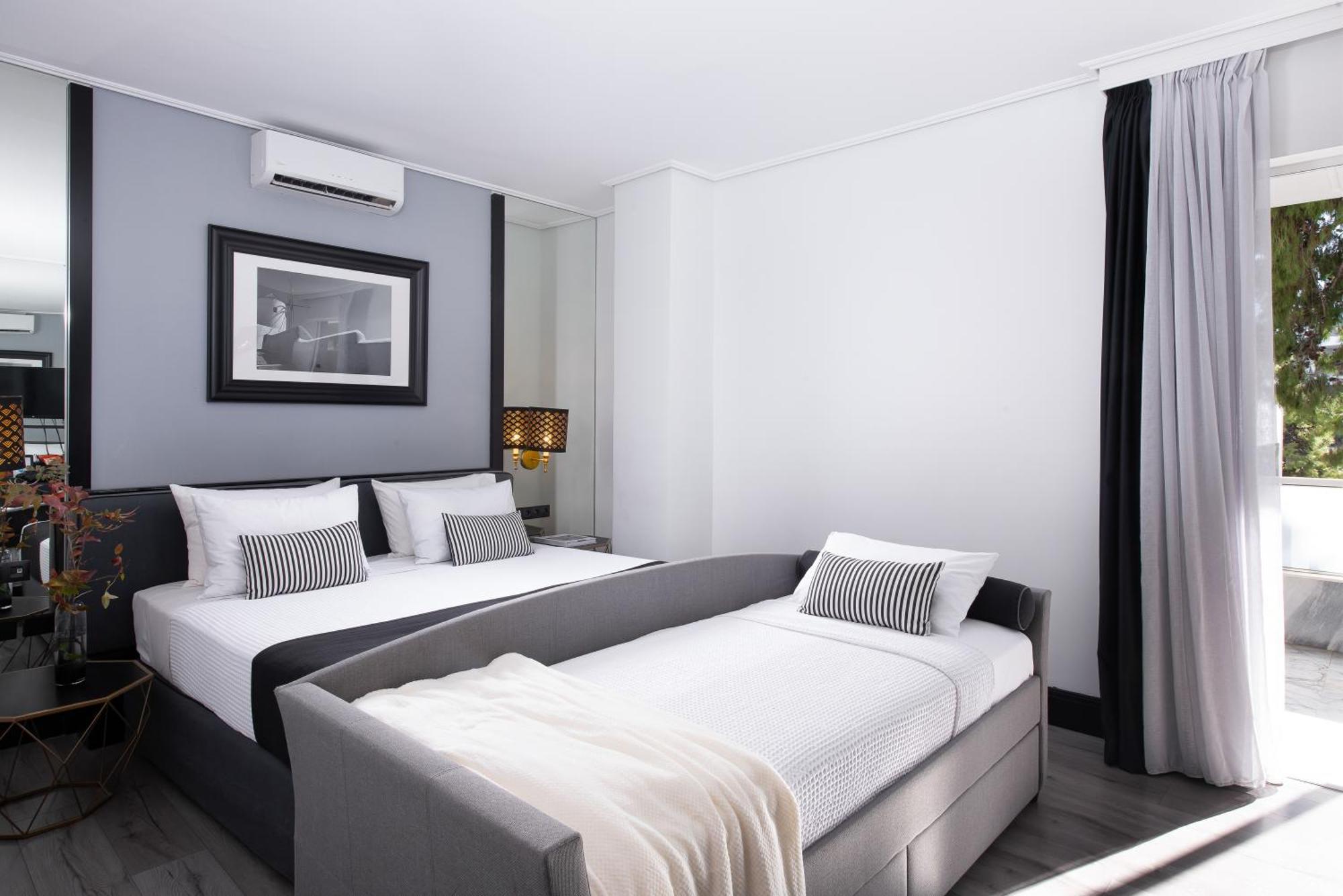 Athenian Riviera Hotel& Suites Exteriér fotografie